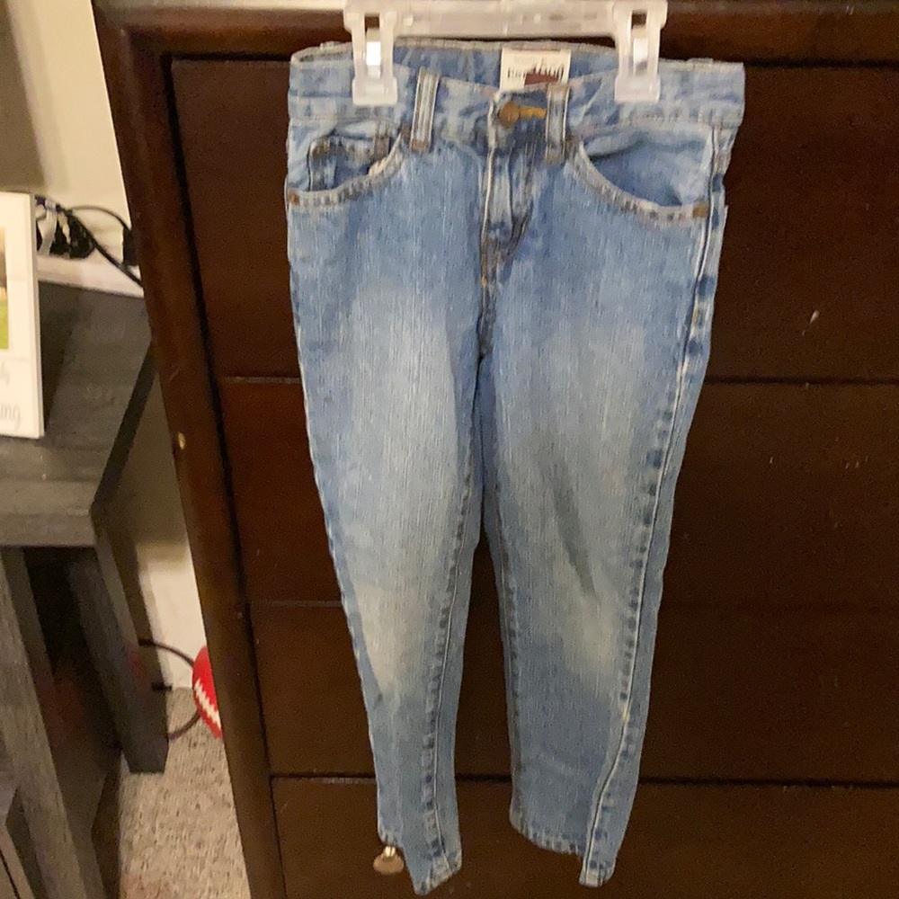 Children’s place boys size 7 jeans in good shape.